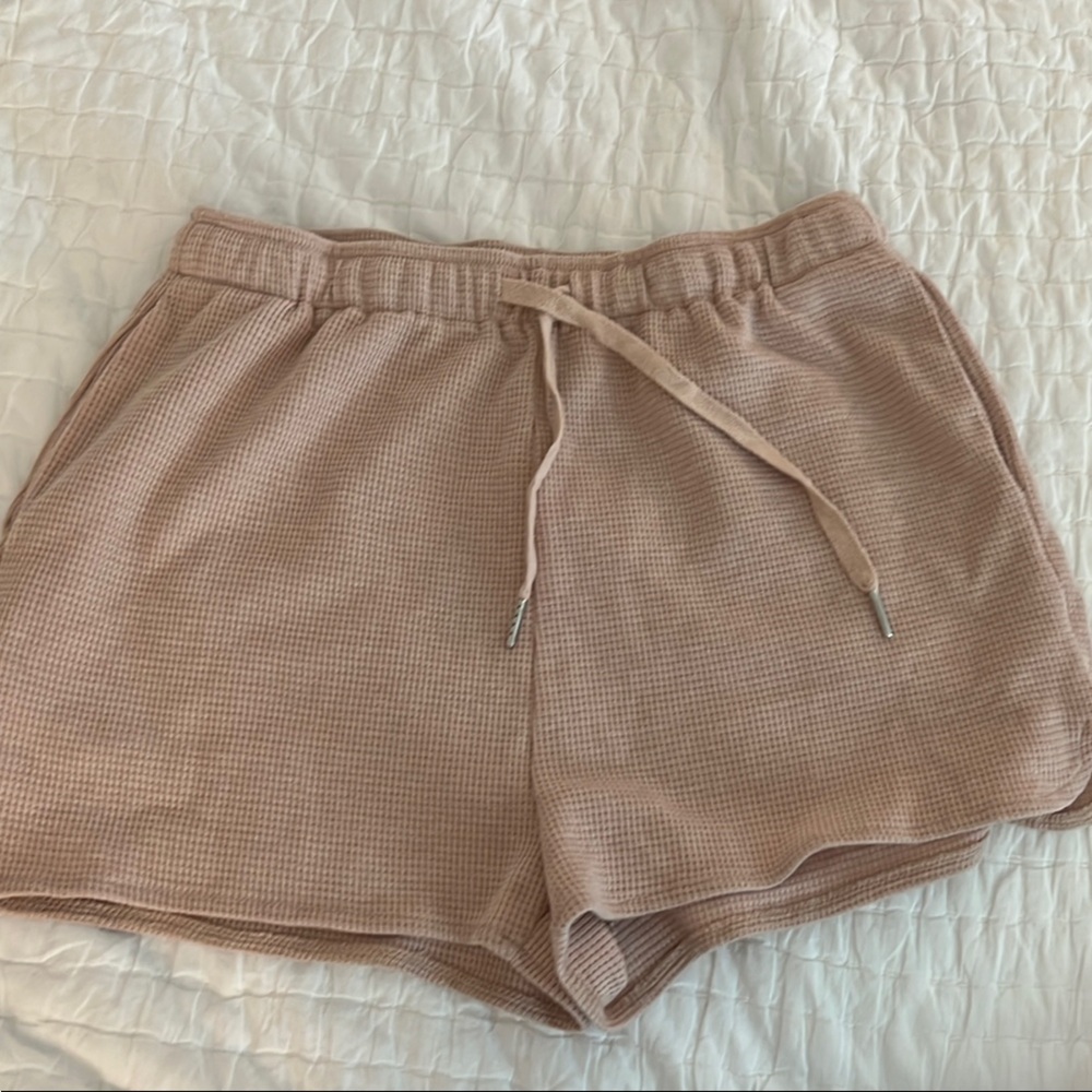 Women's Peach Waffle Knit Shorts